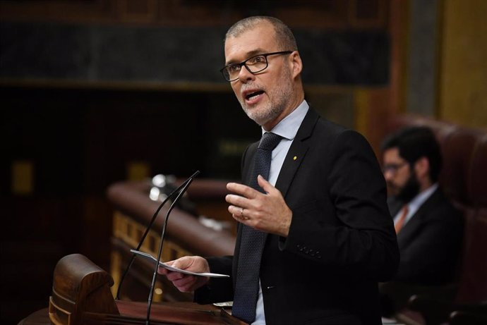 Archivo - El diputado de Junts Josep Maria Cruset durante una sesión plenaria, en el Congreso de los Diputados, a 19 de marzo de 2024, en Madrid (España). 