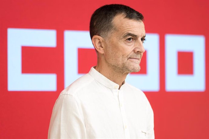 El coordinador federal de Izquierda Unida, Antonio Maíllo, durante una reunión, en la sede del sindicato, a 22 de julio, en Madrid (España). 