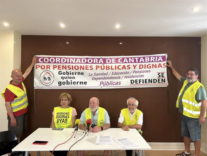 Rueda de prensa de la Coordinadora de Cantabria por las Pensiones Públicas y Dignas.