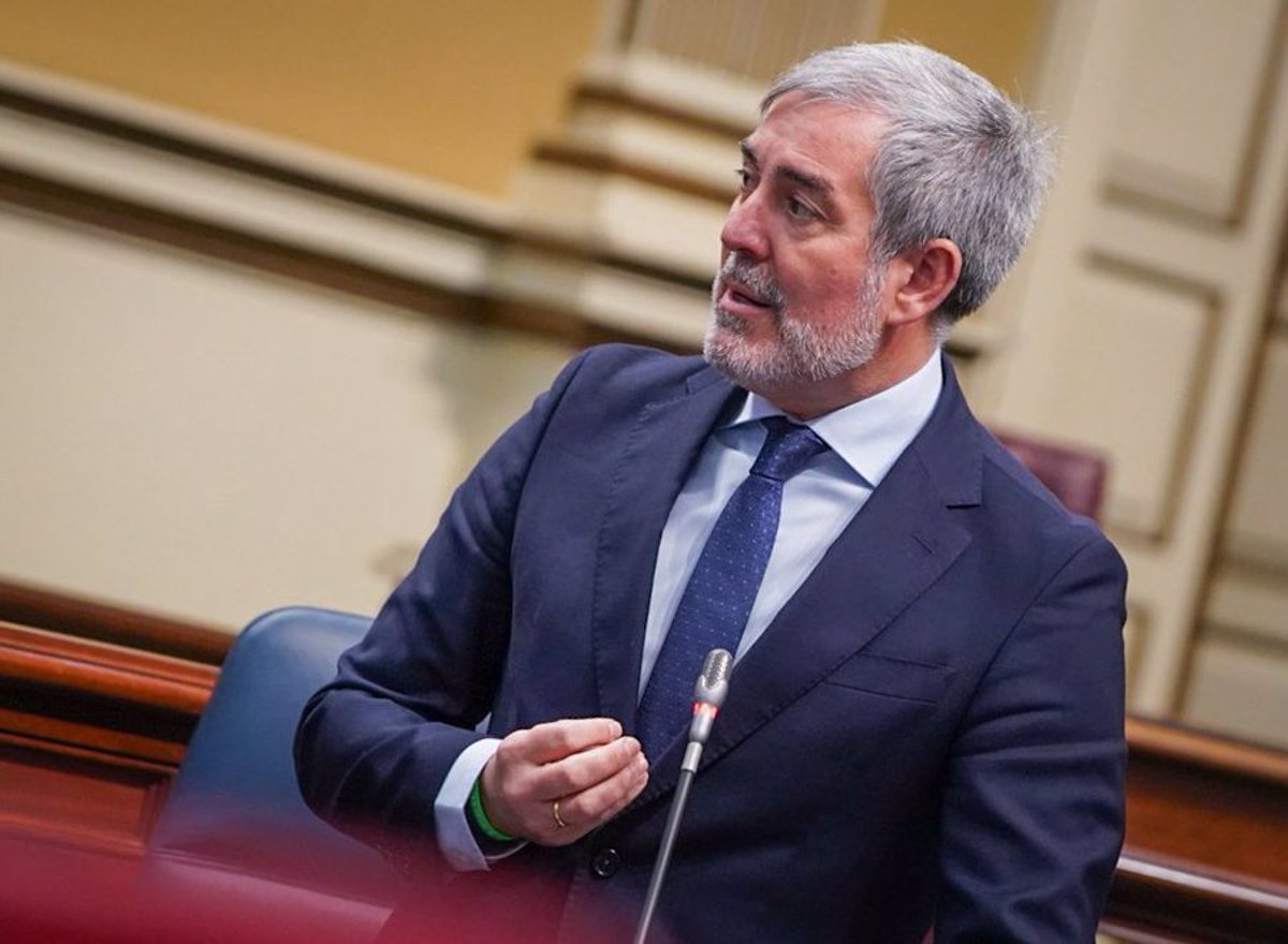 El presidente de Canarias,  perplejo  por el rechazo a la reforma de la Ley de Extranjería:  Es inexplicable 