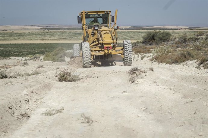 Se van a arreglar, entre otros muchos, varios caminos de Perdiguera