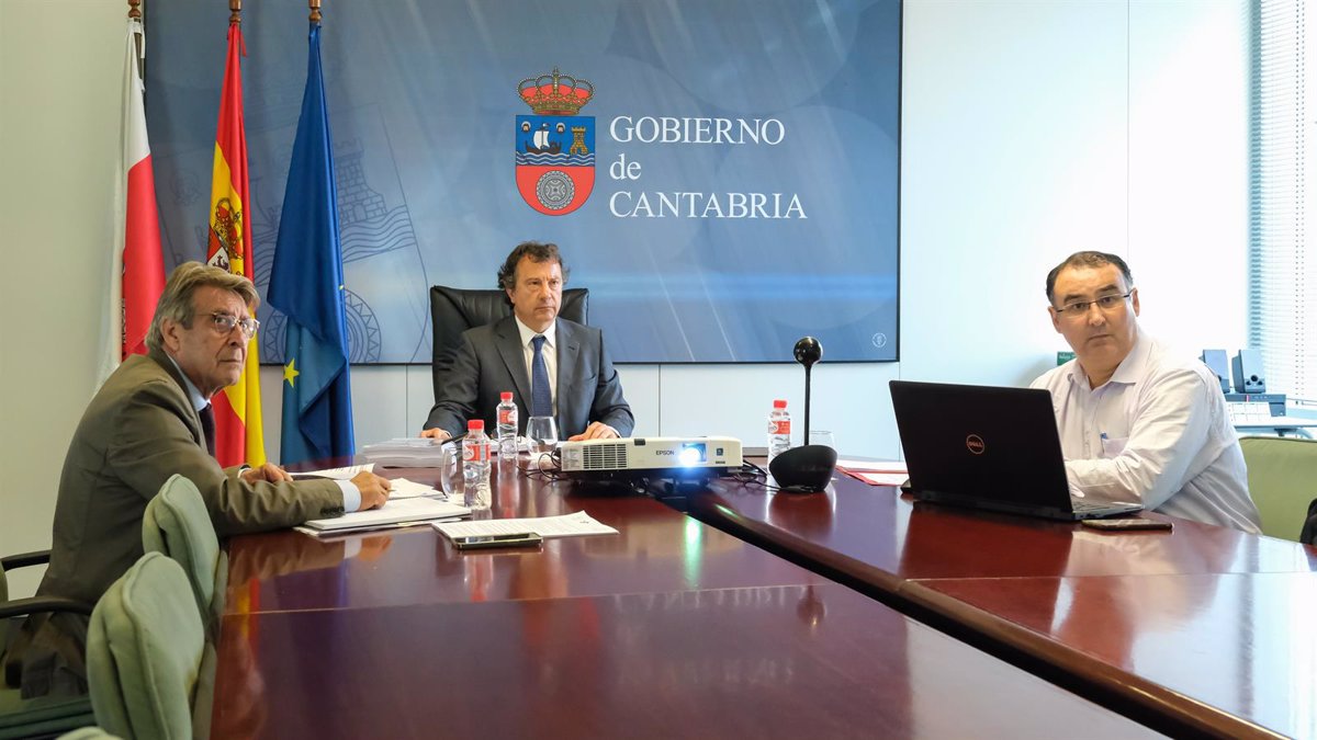 Cantabria traslada a Ribera el  perjuicio  que la estrategia del lobo del MITECO causa a la economía rural regional
