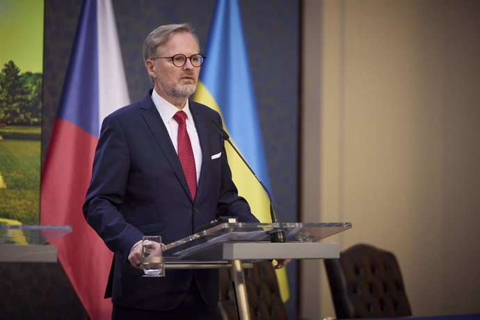 Archivo - July 7, 2023, Prague, Czech Republic: Czech Prime Minister Petr Fiala listens to a question during a joint press conference with Ukrainian President Volodymyr Zelenskyy following bilateral meetings at Straka Academy, July 7, 2023 in Prague, Czec