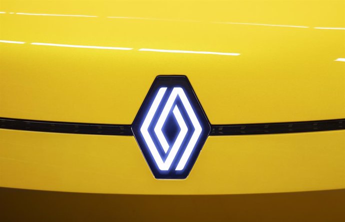 Archivo -  Nuevo logo de Renault.