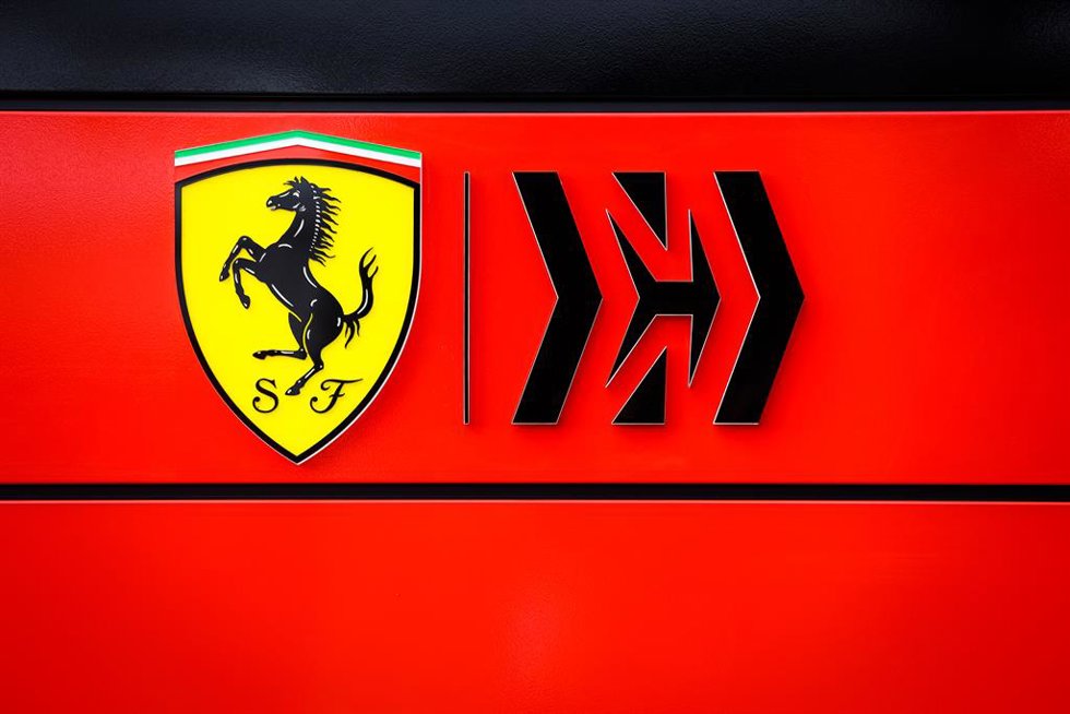 Archivo - Scuderia Ferrari SF21, logo illustration during the Formula 1 Aramco United States Grand Prix 2021, 17th round of the 2021 FIA Formula One World Championship.