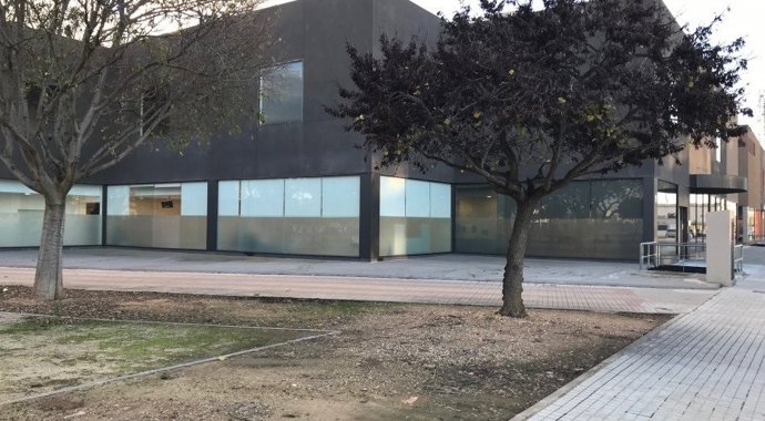 Façana d'una de les clíniques concertades d'hemodiàlisis a la província de Valencia.