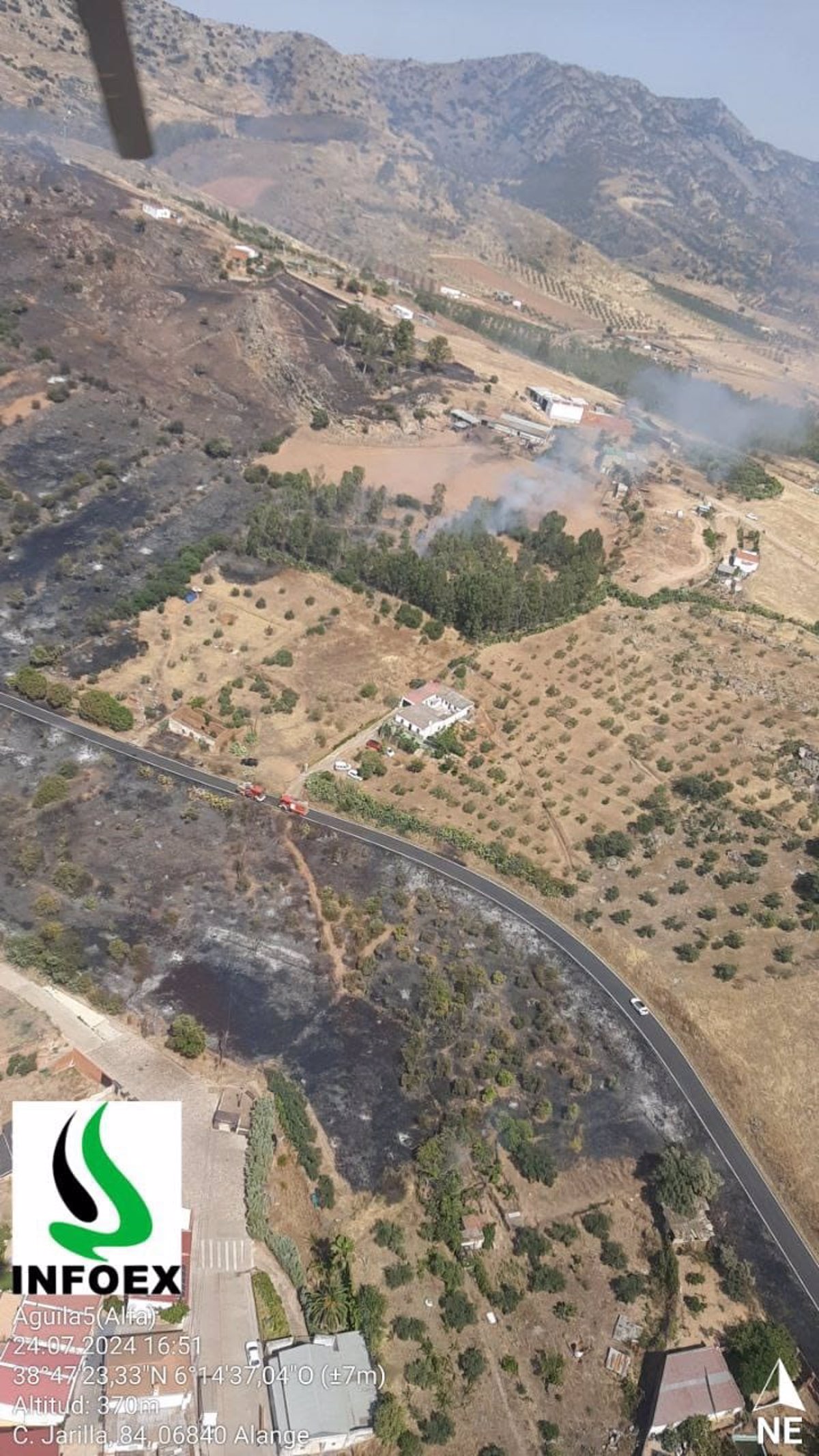 El Plan Infoex declara el nivel 1 en sendos incendios forestales en Ribera del Fresno, Alange y Puebla del Maestre
