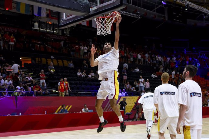 Santiago Aldama of Spain warms up during the FIBA Preolympic Tournament basketball match played between Spain and Angola at Fuente de San Luis pavilion on july 03, 2024, in Valencia, Spain.