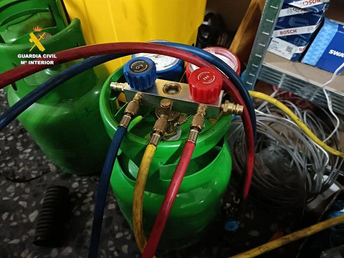 Denunciades quatre persones per operar amb gasos que afecten a la capa d'ozó