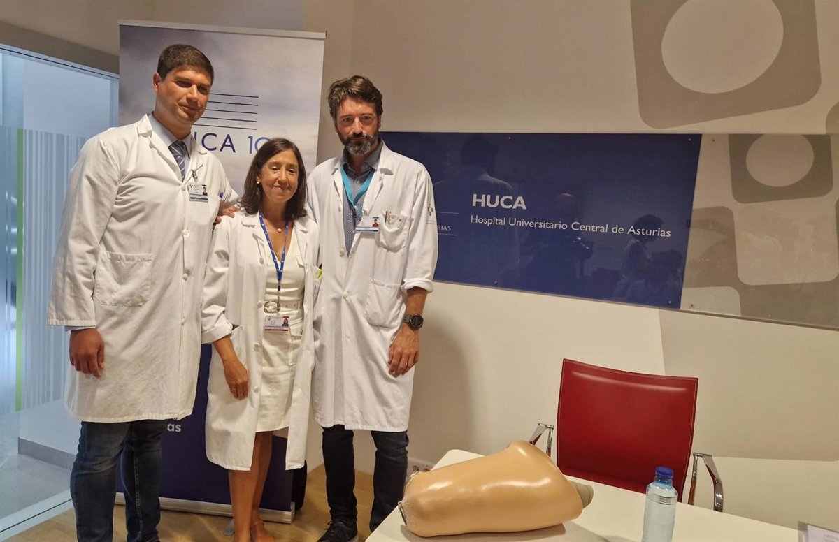 El HUCA integra una prótesis en el fémur de un paciente amputado que se ajusta perfectamente con su pierna artificial