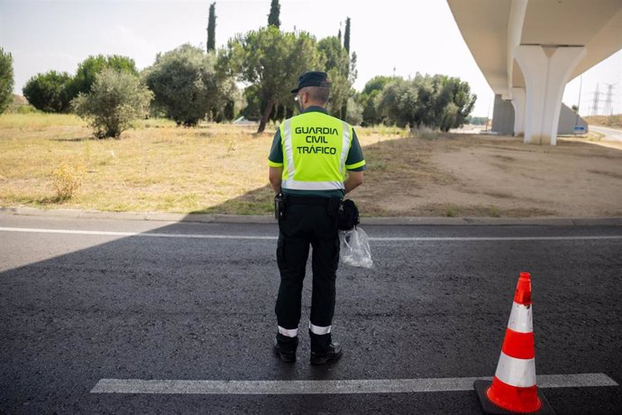 Control de tráfico de la Guardia Civil. 