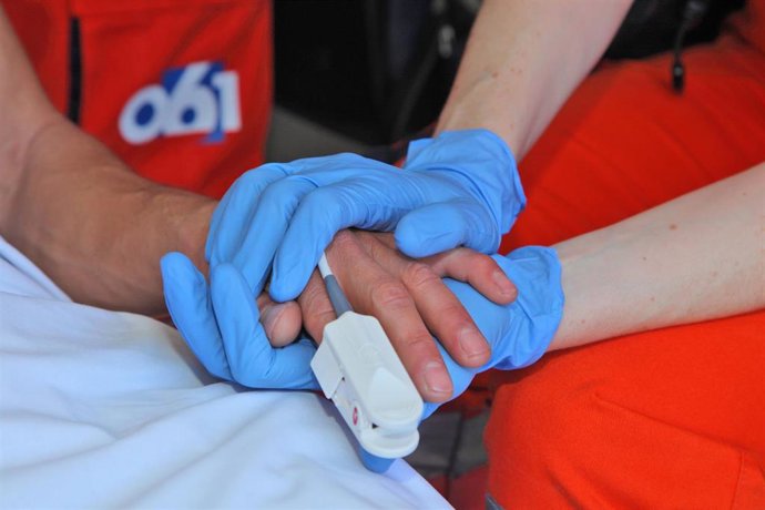 Atención a un pacinte del Centro de Emergencias Sanitarias 061.