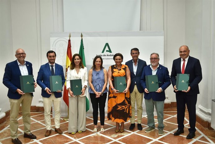 Junta firma convenio de EDAR Málaga Norte con los cinco ayuntamientos que depurarán sus aguas en la instalación