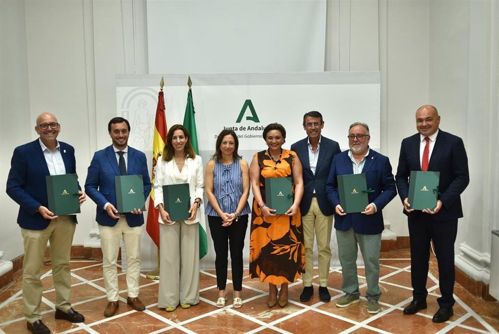 Junta firma convenio de EDAR Málaga Norte con los cinco ayuntamientos que depurarán sus aguas en la instalación