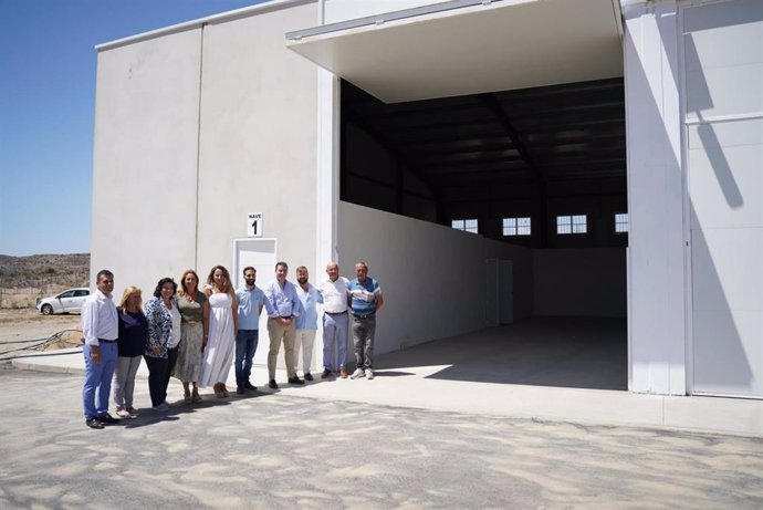 Entrega de una nave industrial en Taberno (Almería).