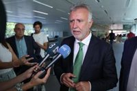 Torres tiende la mano a Prohens para cesar a Le Senne y dejar sin efecto la derogación de la Ley de Memoria Democrática