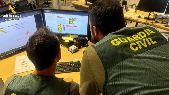 Agentes de la Guardia Civil