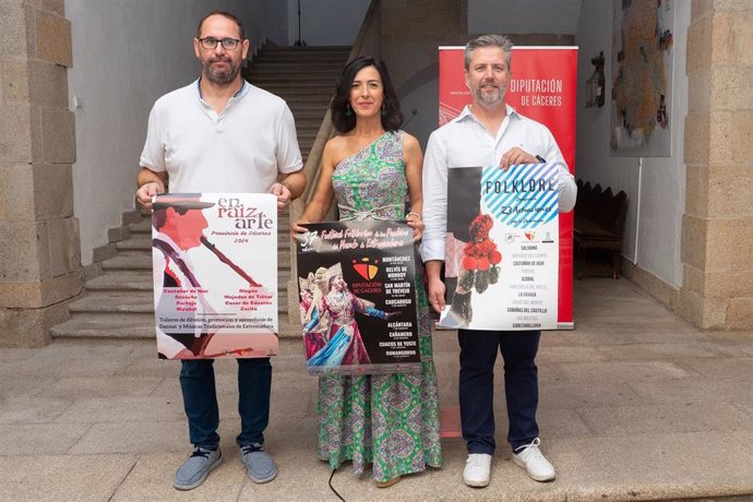 Presentación del Festival de los Pueblos del Mundo en la provincia de Cáceres