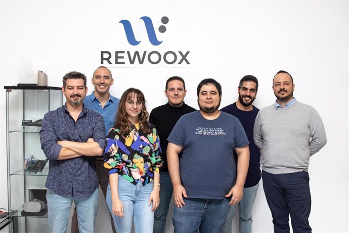 El equipo de Rewook logra un prestamo de Enisa de 100.000 euros.