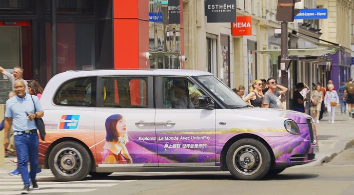 Taxi in Paris