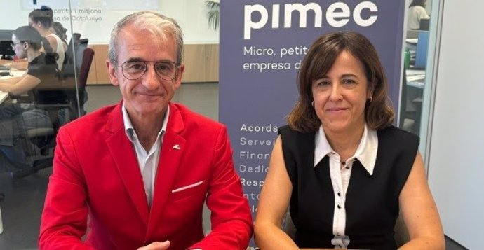 El secretari general de Pimec, Josep Ginesta, i la directora de l'Àrea de Treball, Sílvia Miró