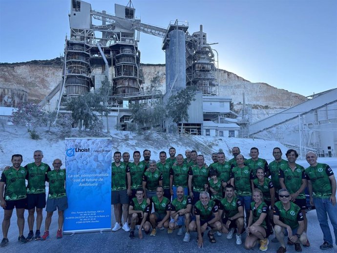 La empresa Calgovsa impulsa el deporte local en Estepa (Sevilla).