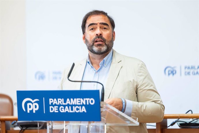 Alberto Pazos en rueda de prensa