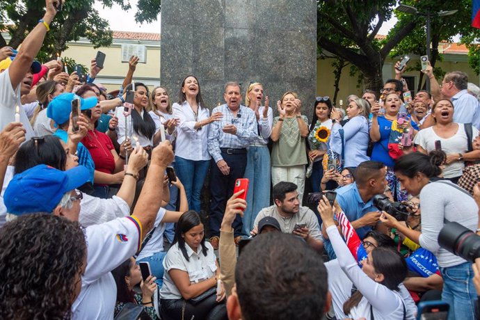 July 21, 2024, Caracas, Miranda, Venezuela: Opposition candidate Edmundo Gonzalez, and leader Maria Corina Machado greets supporters...Day of prayer for the opposition candidate Edmundo Gonzalez and Maria Corina Machado in Bolivar Square in Chacao, for re