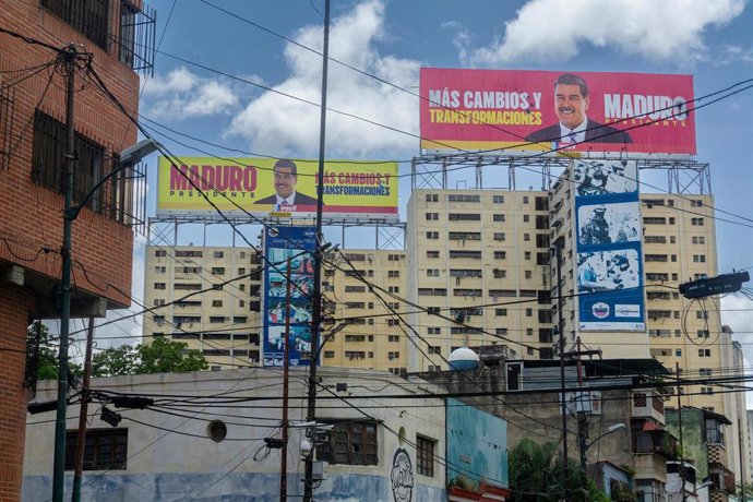 Carteles en Caracas, la capital de Venezuela