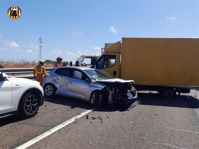 Un hombre resulta herido en un accidente múltiple en la A-7 a la altura de El Puig