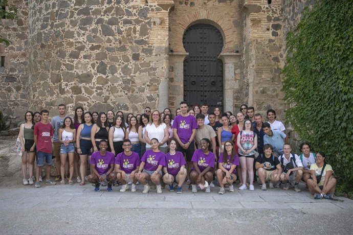 La viceconsejera de Cultura y Deportes, Carmen Teresa Olmedo, visita las actividades del campo de voluntariado juvenil enmarcadas en el programa Verano Joven.