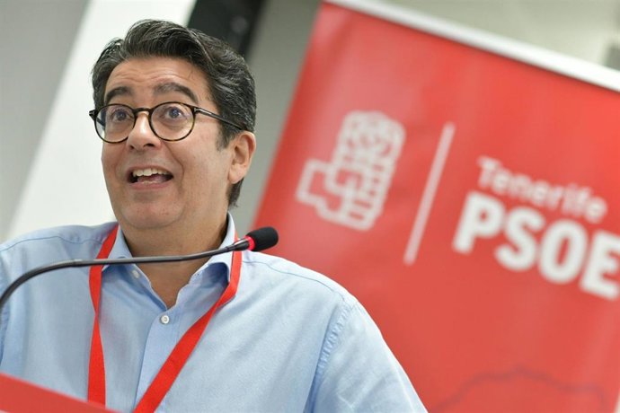 El secretario general del PSOE de Tenerife, Pedro Martín