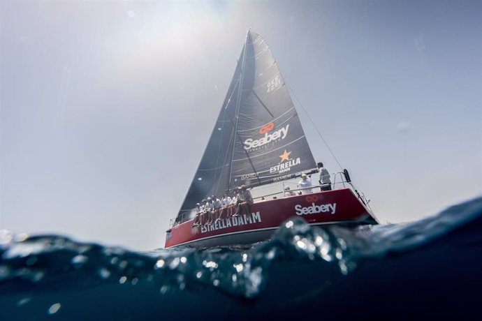 El Estrella Damm Sailing Team el pasado fin de semana participando en el TabarcaVela de Alicante