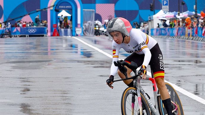 La ciclista española Mireia Benito en la prueba de contrarreloj individual femenina en los Juegos Olímpicos de Paris 2024