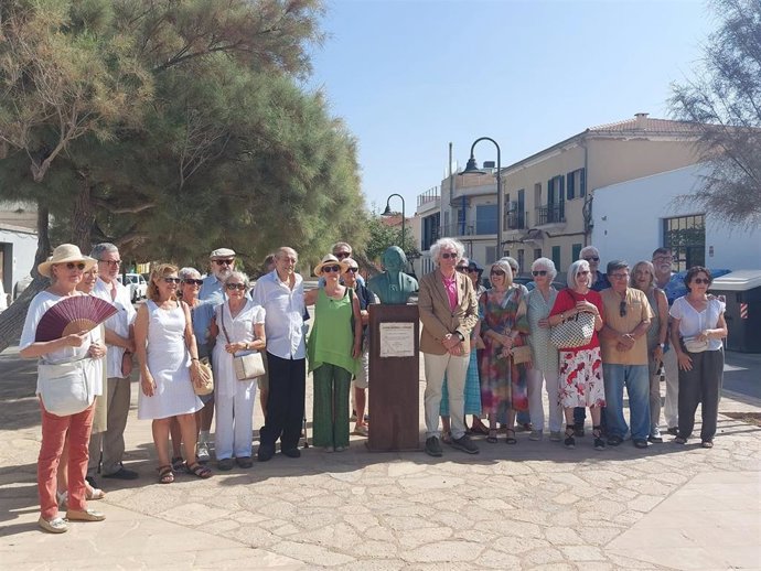 El colectivo Estimada Aurora se presenta con un acto en El Molinar