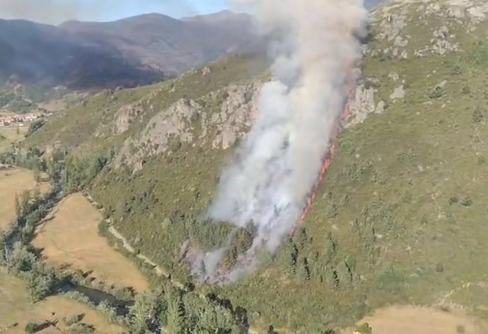 Incendio de Boca de Huérgano (León)