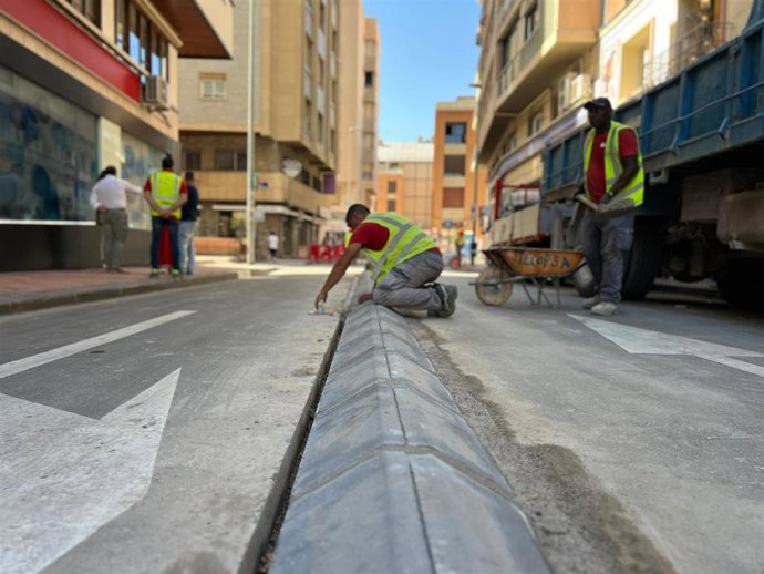 Obras en la calle Carlos III de Murcia