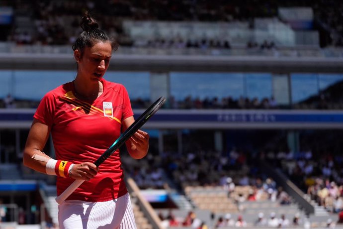 Sara Sorribes Tormo of Spain looks on against Barbora Krejcikova of Czechia during their women's singles first round tennis match on Court Philippe-Chatrier at the Roland-Garros Stadium during the Paris 2024 Olympics Games on July 28, 2024 in Paris, Franc