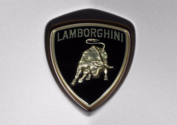 Archivo - FILED - 06 March 2019, Switzerland, Geneva: A general view of the logo of Italian car maker Lamborghini the second press day of the 89th Geneva Motor Show.