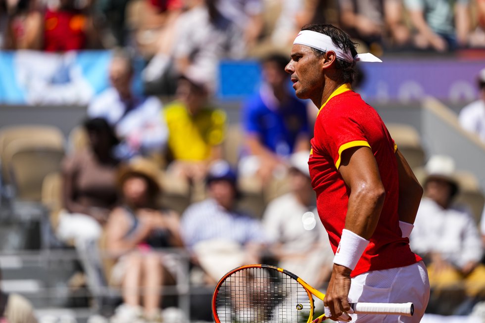 Rafael Nadal durante su partido ante Novak Djokovic en Paris 2024