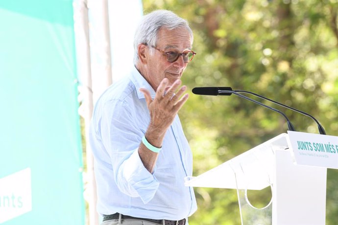 El líder de Junts, Xavier Trias, intervé durant l'acte de celebració del quart aniversari de la fundació de Junts, en el Théâtre de Verdure, a 27 de juliol de 2024, en Amélie-els-Bains-Palalda (França). 