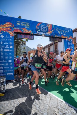 Chema Martinez en la salida de Aguas de Teror Trail 