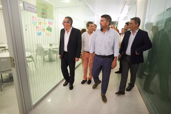 La Generalitat asumirá la gestión del centro hospitalario Doctor Esquerdo