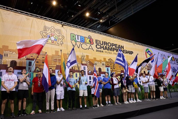 Ceremonia de apertura del Campeonato Europeo de Rubik celebrado en Pamplona