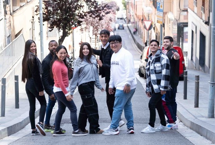 Jóvenes que participan en programas de la Fundación Adsis