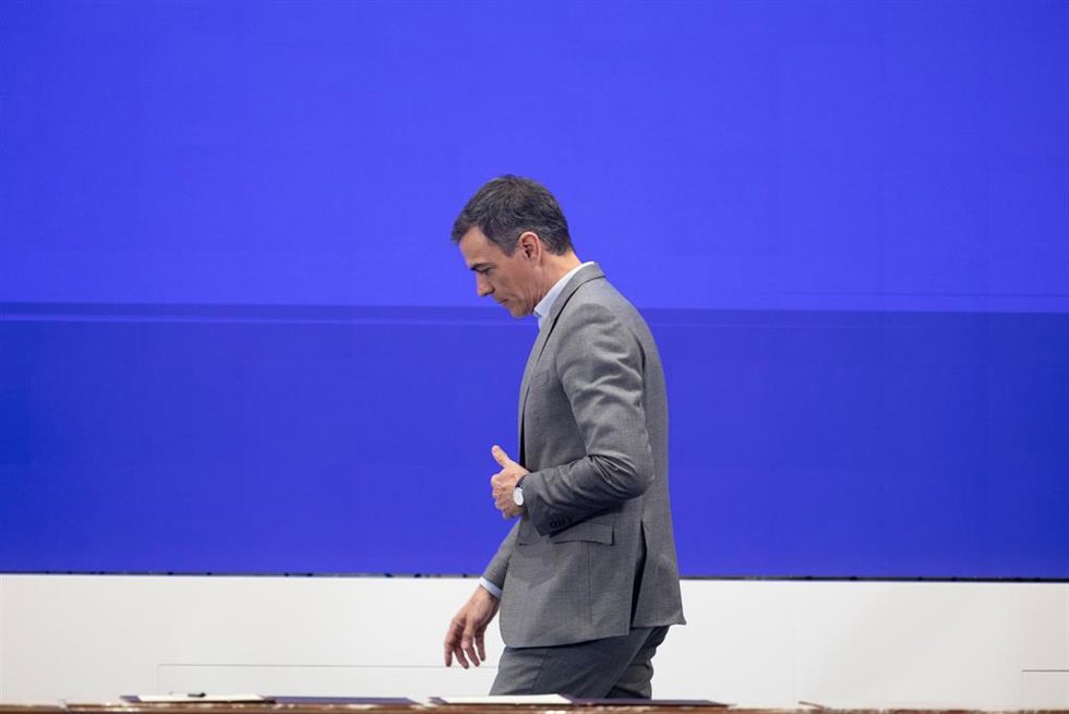 El presidente del Gobierno, Pedro Sánchez, durante el acto de suscripción de convenios entre el Ministerio de Vivienda y Agenda Urbana, el Ministerio de Economía, Comercio y Empresa y el Instituto de Crédito Oficial (ICO), en la sede del ministerio, a 2