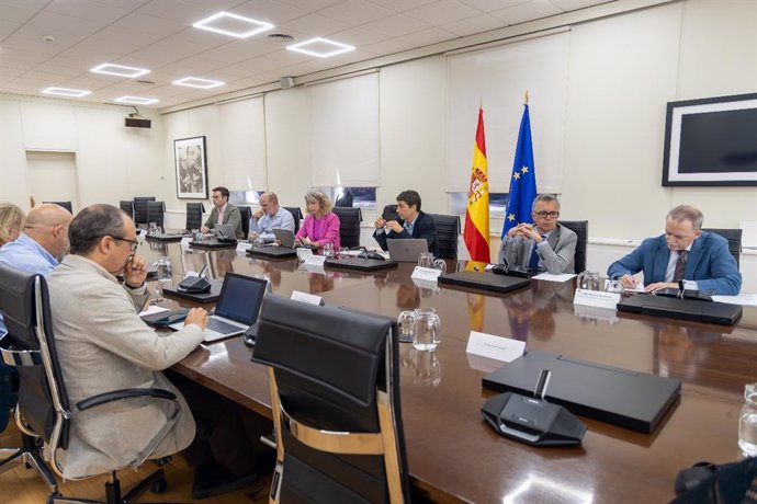 Archivo - La Mesa del Diálogo Social y Pensiones