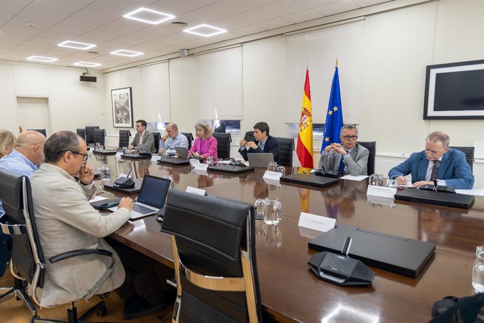 Archivo - La Mesa del Diálogo Social y Pensiones