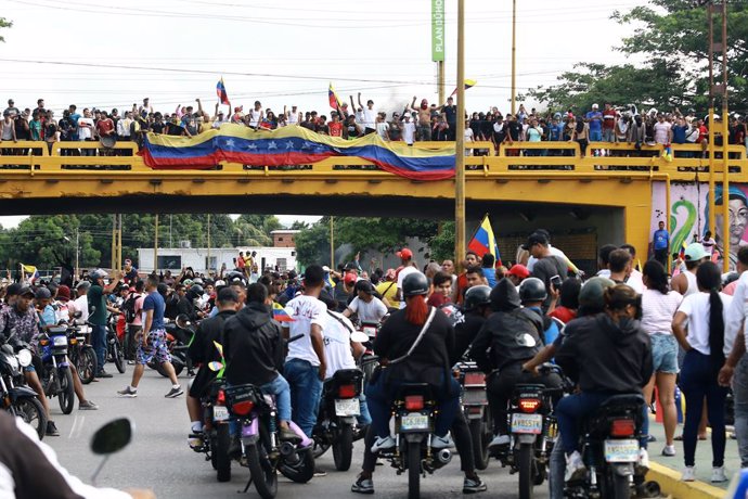 July 29, 2024: July 29, 2024. Venezuelans protest in the streets, in the city of Valencia, Carabobo state. Photo: Juan Carlos Hernández