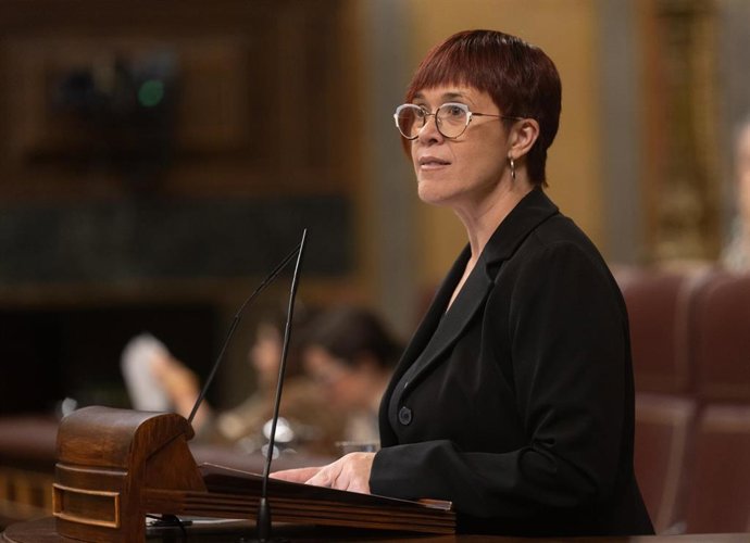 La portavoz de Compromís en el Congreso, Águeda Micó, interviene durante un pleno extraordinario en el Congreso de los Diputados, a 11 de julio de 2024, en Madrid (España).